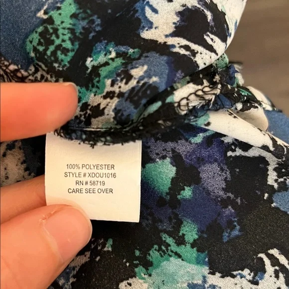 NY Collection Blouse Top Off Shoulder 3/4‎ Sleeve Fun Pattern Size S - Picture 6 of 7